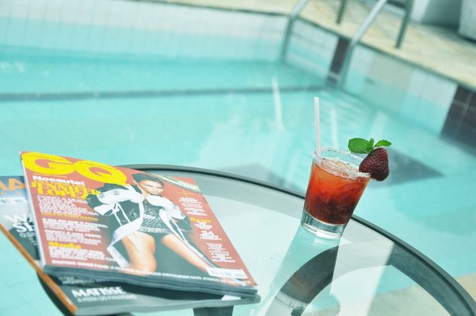 Imagen de la piscina del Hotel Augusto's Rio Copa. Foto 15