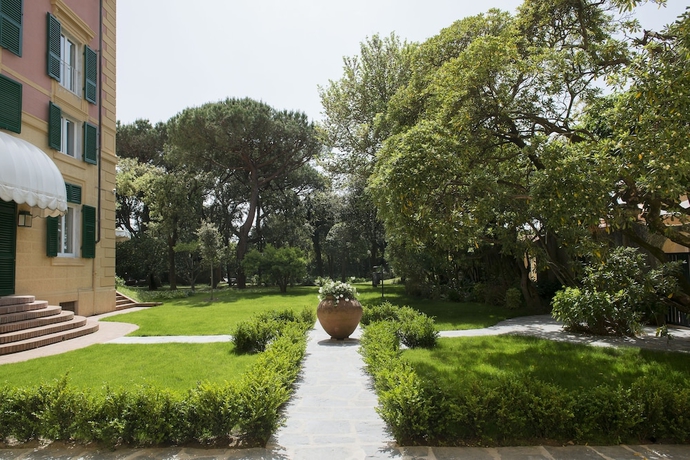 Imagen de los exteriores del Hotel Augustus Lido. Foto 14