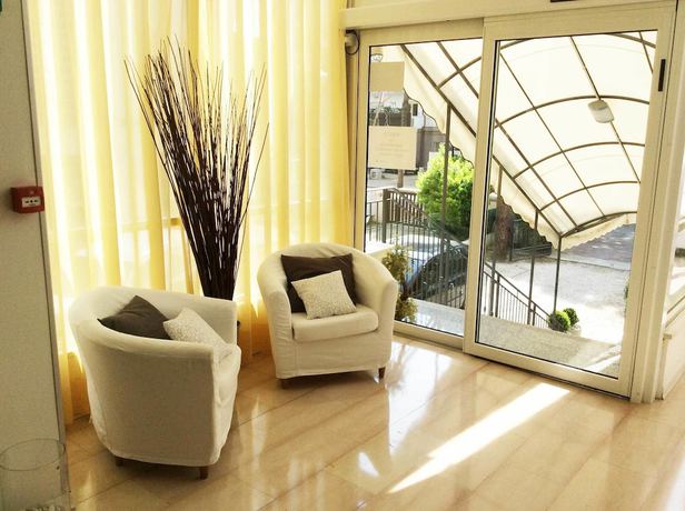 Imagen de los interiores del Hotel Augustus Milano Marittima. Foto 17