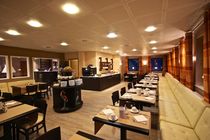Imagen del bar/restaurante del Hotel Aulmann. Foto 3