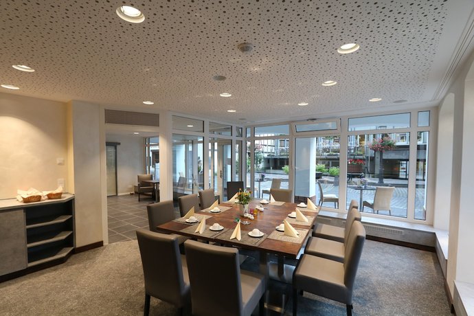 Imagen del bar/restaurante del Hotel &Auml;nnchen Garni. Foto 8