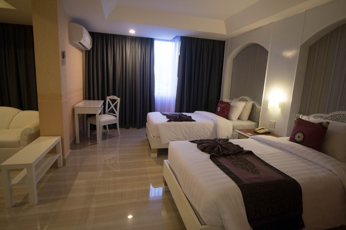 Imagen de la habitación del Hotel Aunchaleena Grand. Foto 3