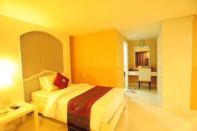 Imagen de la habitación del Hotel Aunchaleena Grand. Foto 12