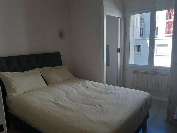 Imagen de la habitación del Hotel Aunis-Saintonge. Foto 3