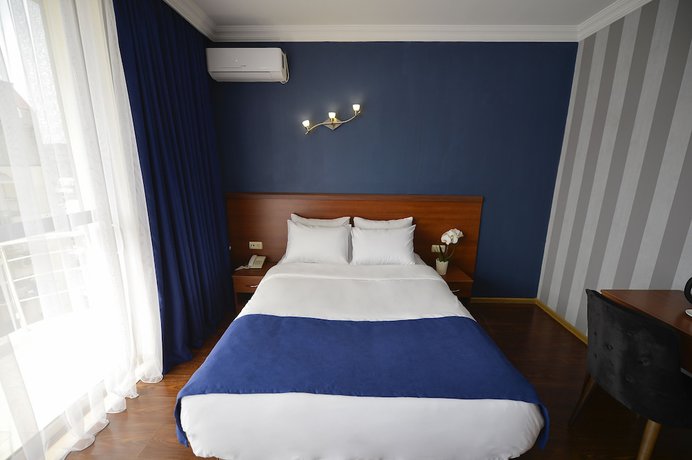 Imagen de la habitación del Hotel Aura Boutique, Batumi. Foto 4