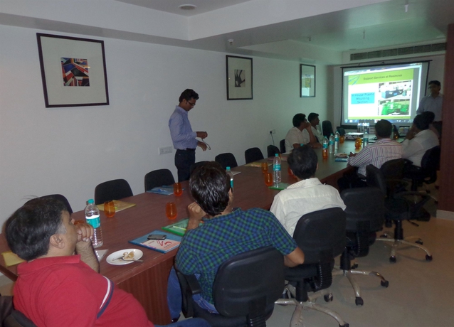 Imagen de los interiores del Hotel Aura. Foto 2