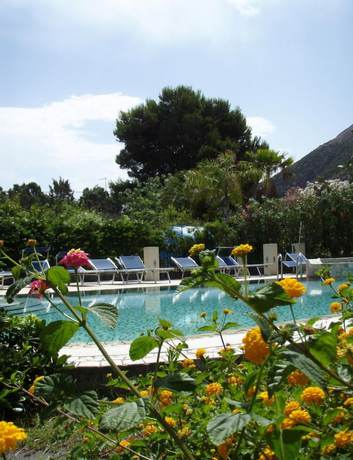 Imagen de la piscina del Hotel Aura, Lipari. Foto 16
