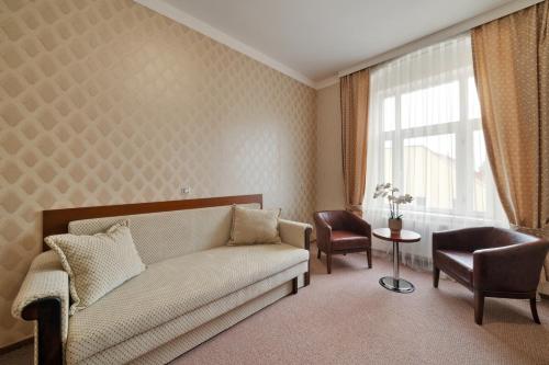 Imagen de la habitación del Hotel Aura, Marianske Lazne. Foto 17