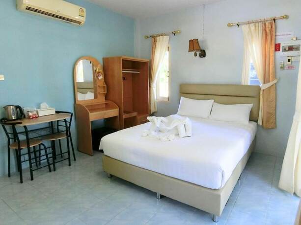 Imagen de la habitación del Hotel Aura Park Resort. Foto 13