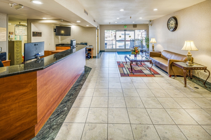 Imagen de los interiores del Hotel Aura Sfo. Foto 15