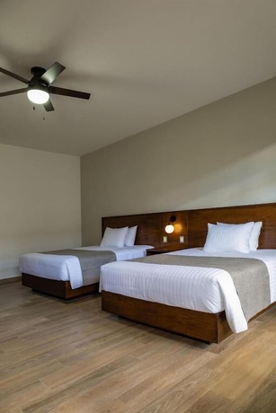 Imagen de la habitación del Hotel Aura, Uruapan. Foto 10