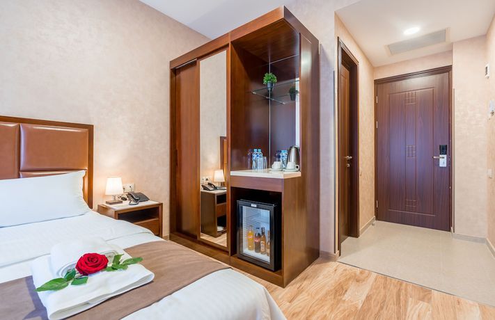 Imagen de la habitación del Hotel Aura in Digomi. Foto 2