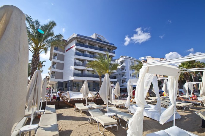 Imagen de los exteriores del Hotel Aurasia Beach. Foto 30