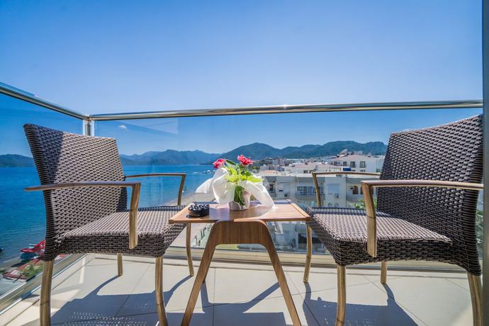 Imagen de la habitación del Hotel Aurasia Beach. Foto 15