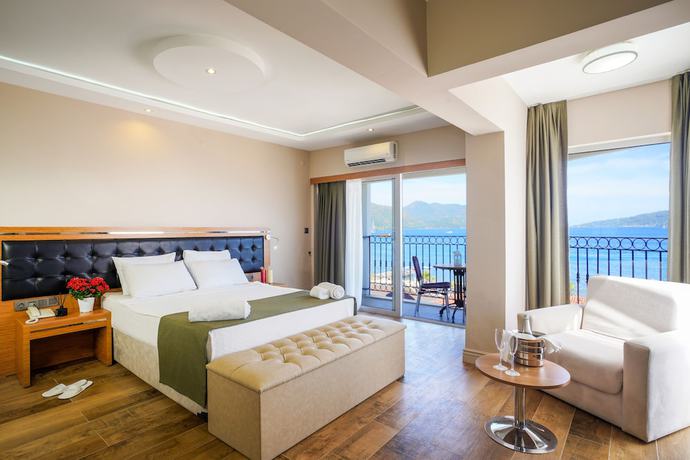 Imagen de la habitación del Hotel Aurasia Seaside. Foto 3
