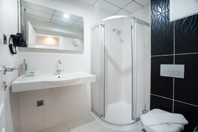 Imagen de la habitación del Hotel Aurasia Seaside. Foto 4