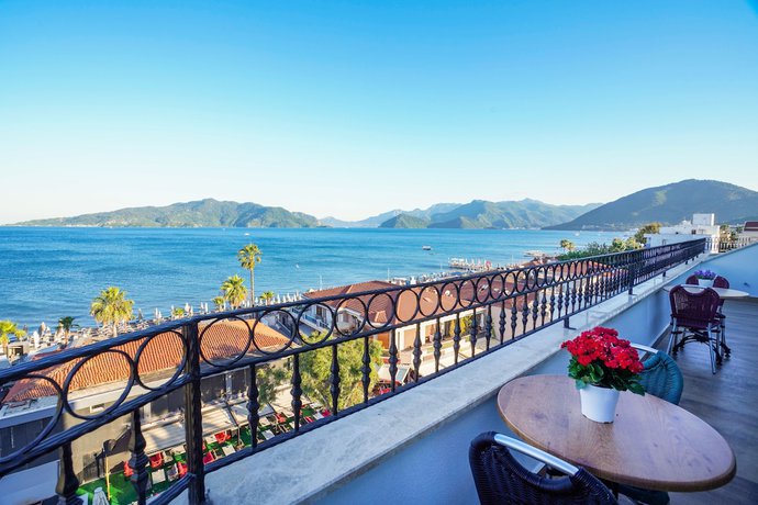Imagen de los exteriores del Hotel Aurasia Seaside. Foto 9
