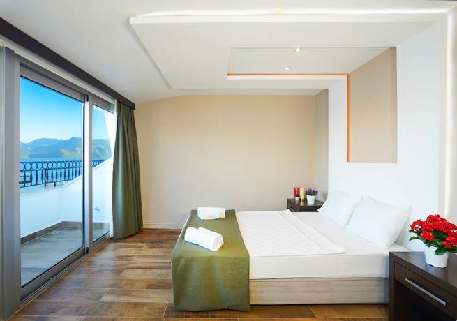 Imagen de la habitación del Hotel Aurasia Seaside. Foto 5