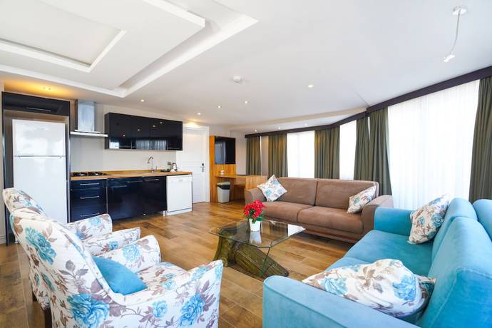 Imagen de la habitación del Hotel Aurasia Seaside. Foto 7
