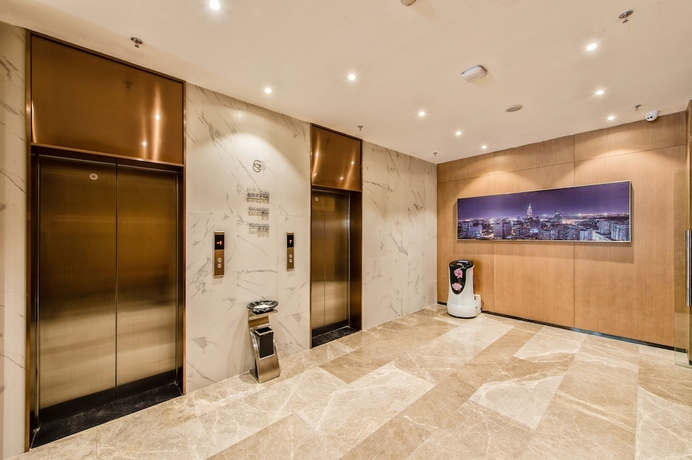 Imagen de los interiores del Hotel Auraya By Suning Nanjing Xuzhuang. Foto 12