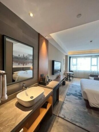 Imagen general del Hotel Aurea Central. Foto 4