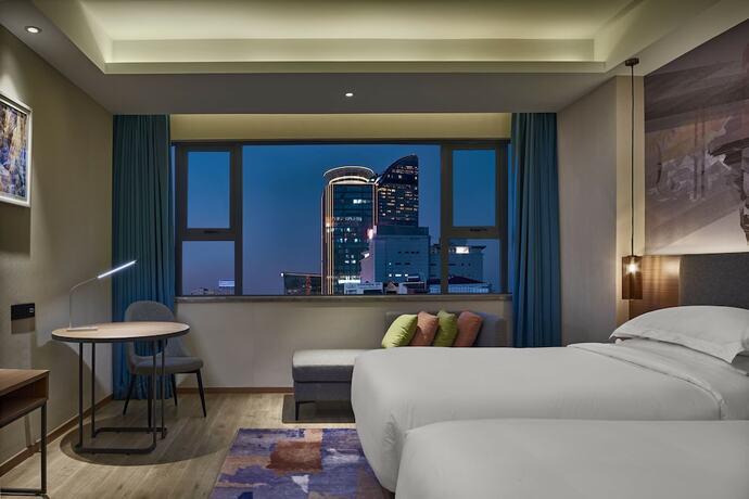 Imagen de la habitación del Hotel Aurea Central. Foto 22