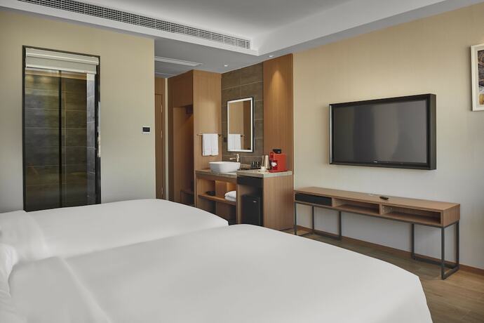 Imagen de la habitación del Hotel Aurea Central. Foto 23