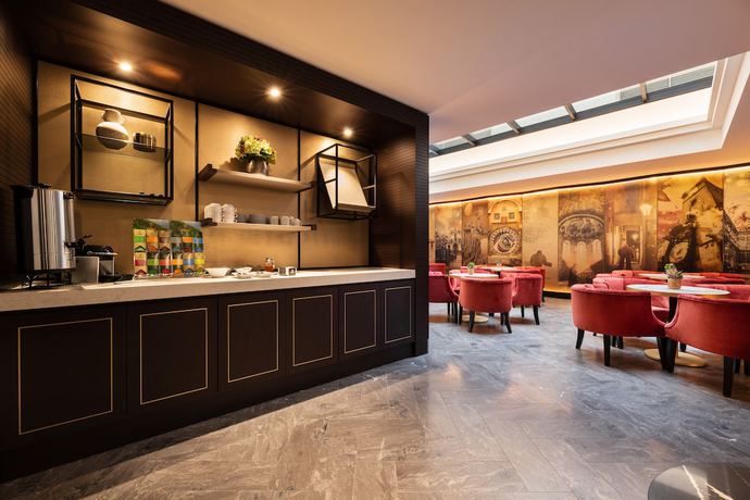 Imagen de los interiores del Hotel Aurea Legends By Eurostars Company. Foto 6