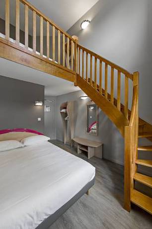 Imagen de la habitación del Hotel Auréna. Foto 3