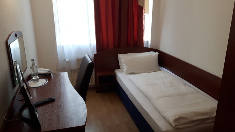 Imagen de la habitación del Hotel Aurelia, Frankfurt. Foto 8