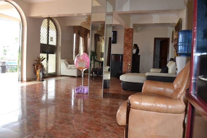 Imagen de los interiores del Hotel Aurelia Palace. Foto 19