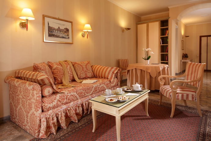 Imagen de los interiores del Hotel Aurelia Residence San Pietro. Foto 11