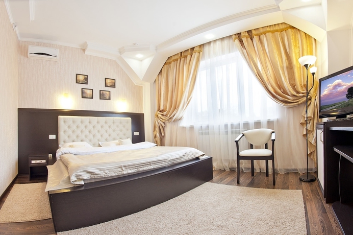 Imagen de la habitación del Hotel Aureliu. Foto 12