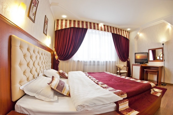 Imagen de la habitación del Hotel Aureliu. Foto 17