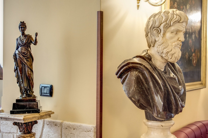 Imagen de los interiores del Hotel Aurelius Art Gallery. Foto 7