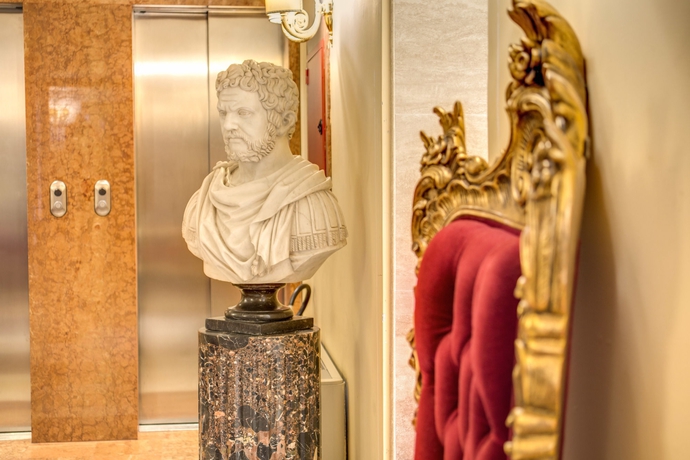 Imagen de los interiores del Hotel Aurelius Art Gallery. Foto 10