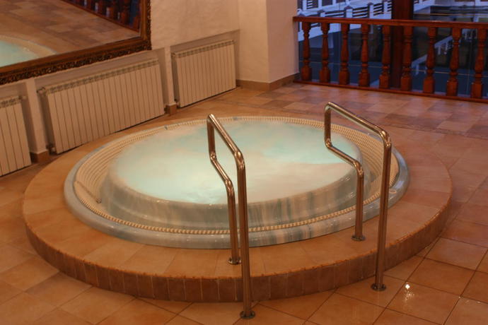 Imagen de la piscina del Hotel Aurelius Imparatul Romanilor. Foto 14