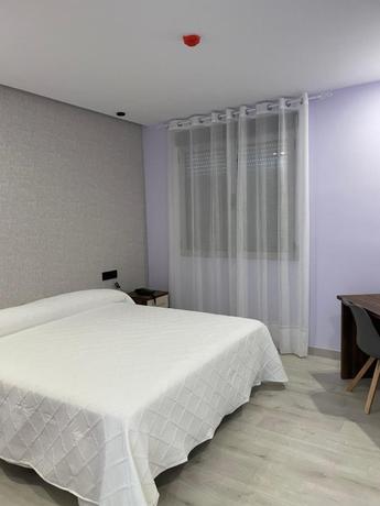 Imagen de la habitación del Hotel Aureo Alojamiento Urbano. Foto 3