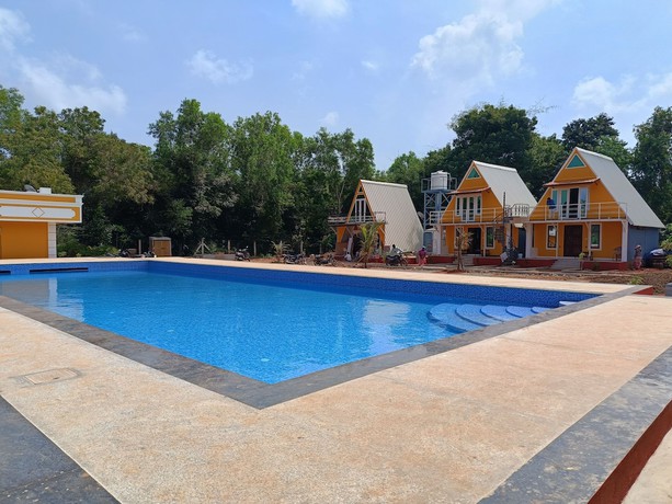 Imagen de la piscina del Hotel Auro Sunrise Resort. Foto 15