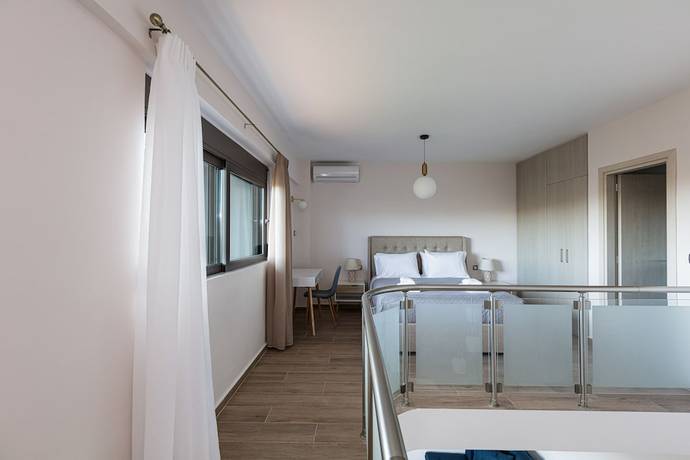 Imagen de la habitación del Hotel Aurora Apartments. Foto 8