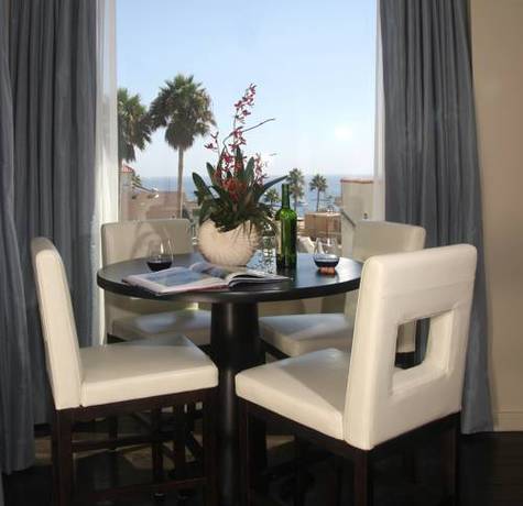Imagen de la habitación del Hotel Aurora, Avalon. Foto 8