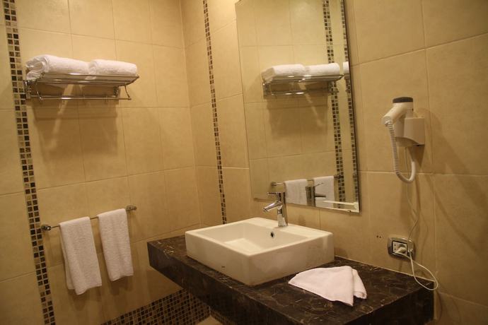 Imagen de la habitación del Hotel Aurora Beach Safari Resort. Foto 10