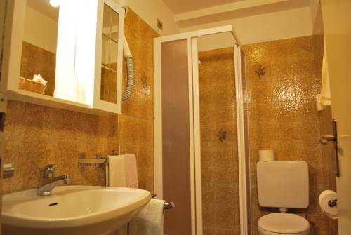 Imagen de la habitación del Hotel Aurora, Canazei. Foto 3