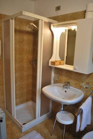 Imagen de la habitación del Hotel Aurora, Canazei. Foto 5