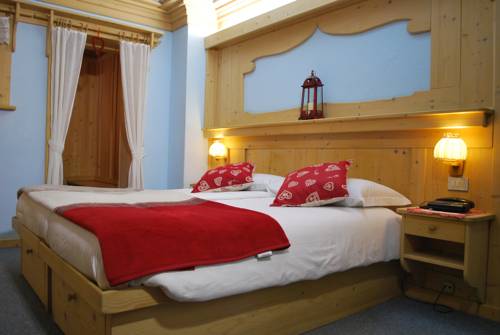 Imagen general del Hotel Aurora, Canazei. Foto 1