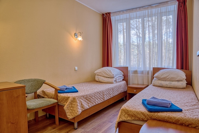 Imagen de la habitación del Hotel Aurora Club Spa Resort. Foto 3