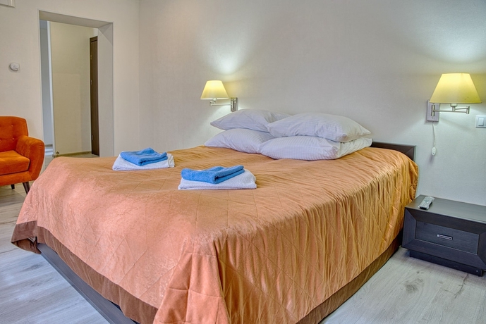 Imagen de la habitación del Hotel Aurora Club Spa Resort. Foto 7