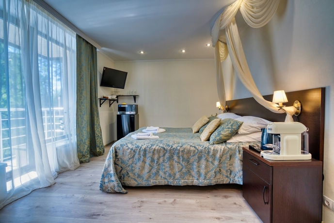 Imagen de la habitación del Hotel Aurora Club Spa Resort. Foto 8