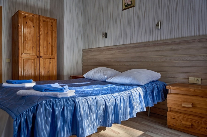 Imagen de la habitación del Hotel Aurora Club Spa Resort. Foto 15