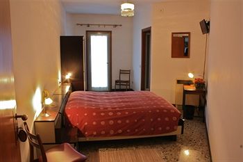 Imagen de los interiores del Hotel Aurora, Colico. Foto 15